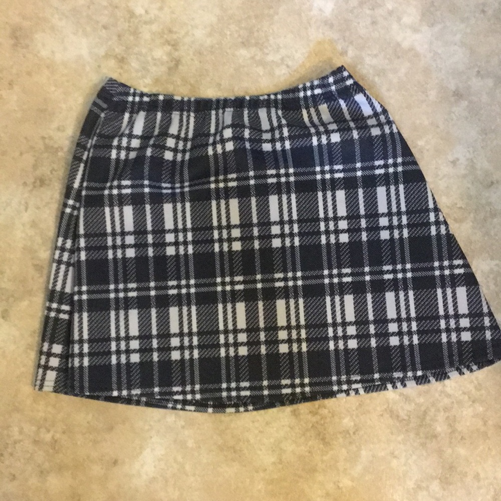 Black and white school girl style skirt